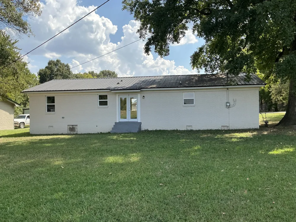 52 Scarbough East Ave Friendship, TN 38034
