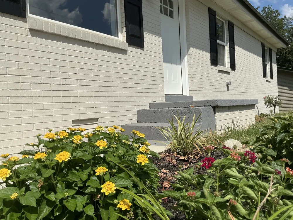 52 Scarbough East Ave Friendship, TN 38034