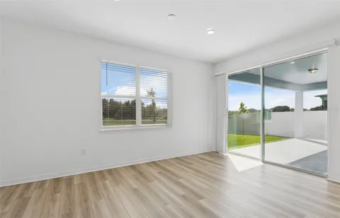 1762 RUBY LANE