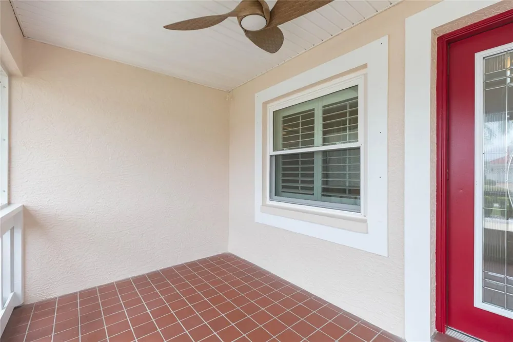 2009 NEW BEDFORD DRIVE Sun City Center, FL 33573