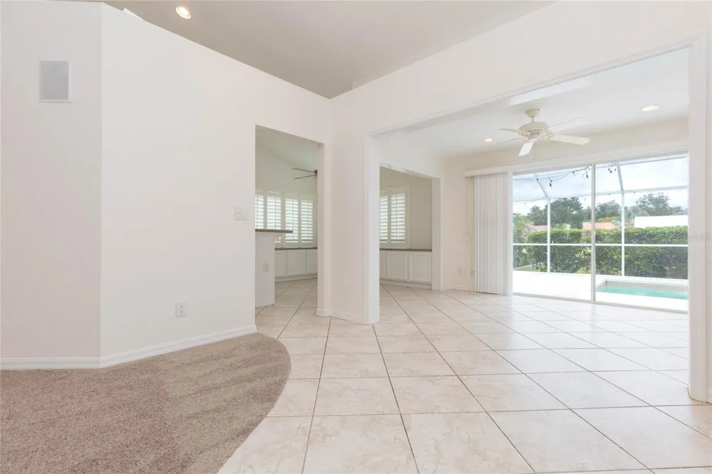 2009 NEW BEDFORD DRIVE Sun City Center, FL 33573