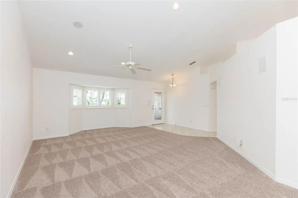 2009 NEW BEDFORD DRIVE Sun City Center, FL 33573
