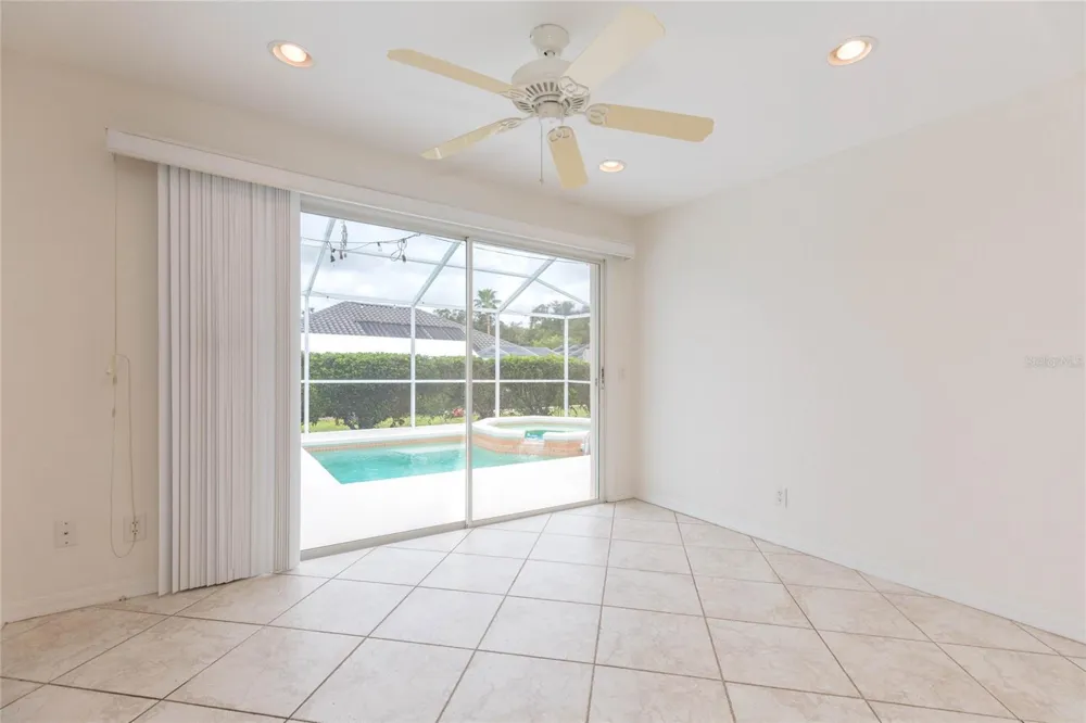 2009 NEW BEDFORD DRIVE Sun City Center, FL 33573