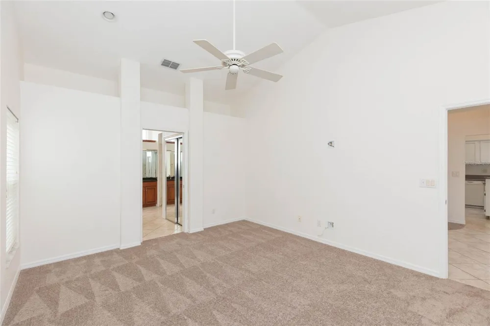 2009 NEW BEDFORD DRIVE Sun City Center, FL 33573