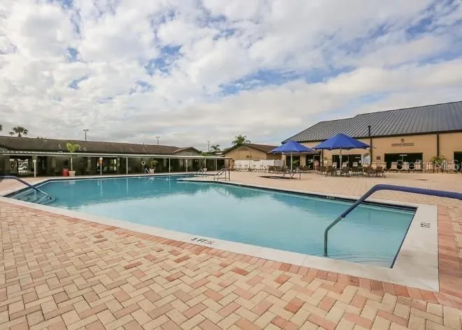 2009 NEW BEDFORD DRIVE Sun City Center, FL 33573