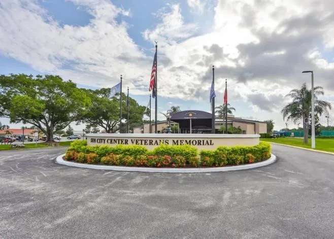 2009 NEW BEDFORD DRIVE Sun City Center, FL 33573