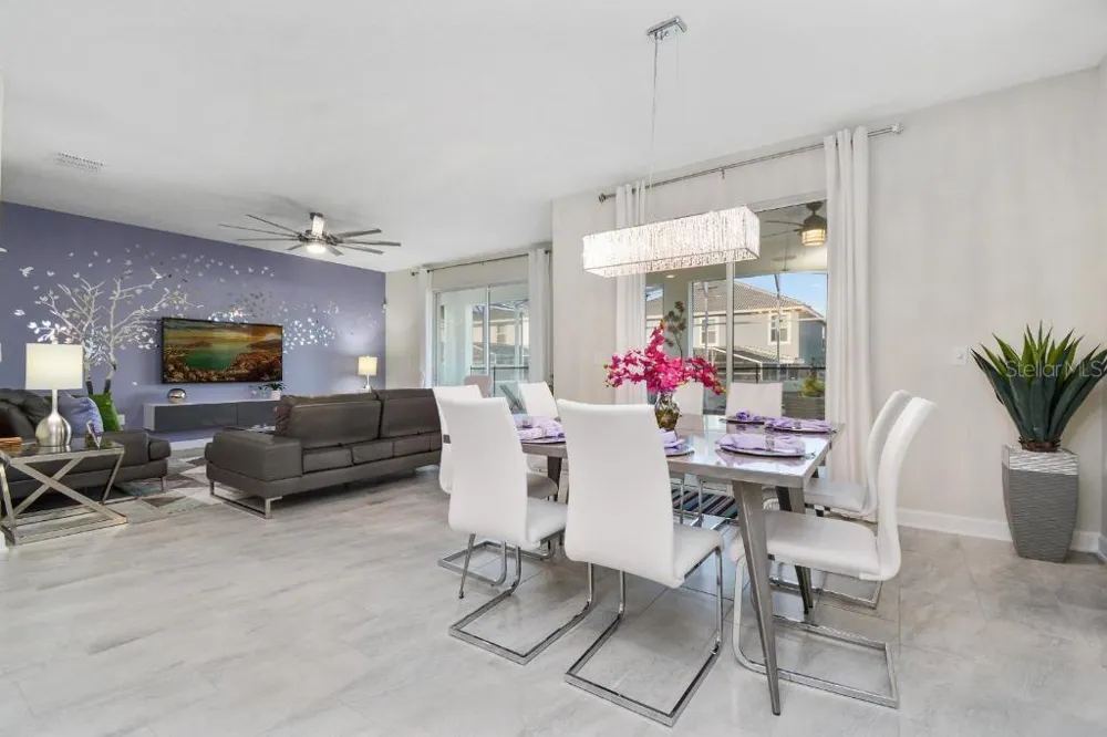 1585 MULLIGAN BOULEVARD Davenport, FL 33896