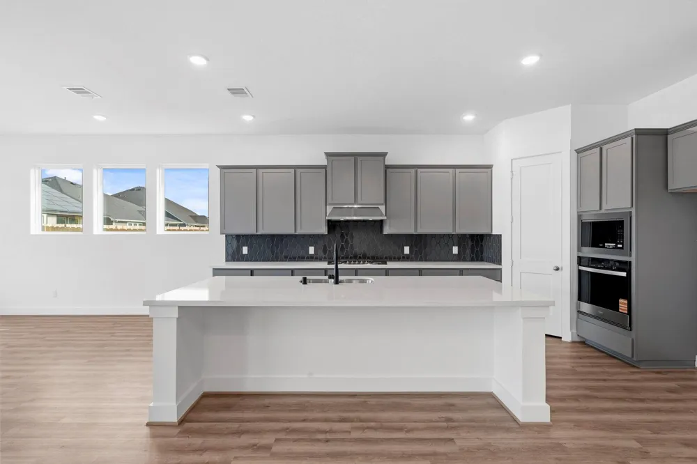216 Sandhill Grove Trail Waller, TX 77484