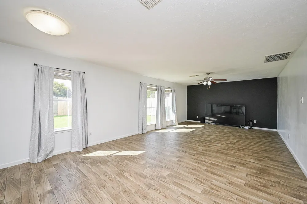 2534 Halstead Drive Spring, TX 77386