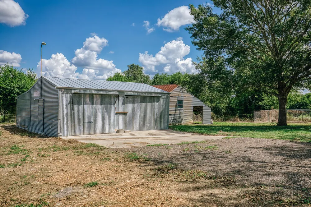 5802 Fm 50 Brenham, TX 77833