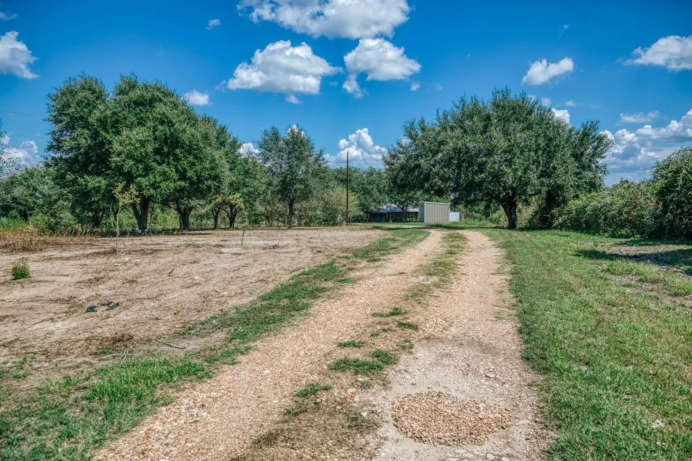 5802 Fm 50 Brenham, TX 77833