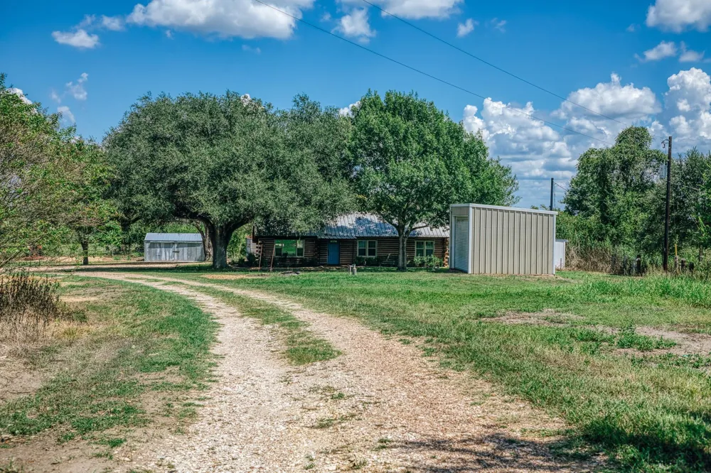 5802 Fm 50 Brenham, TX 77833