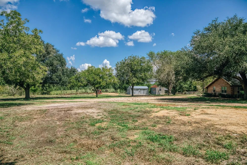 5802 Fm 50 Brenham, TX 77833