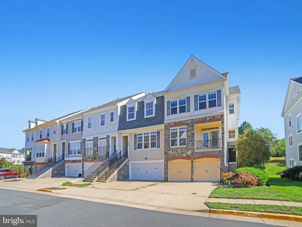42990 MILL RACE TERRACE Leesburg, VA 20176