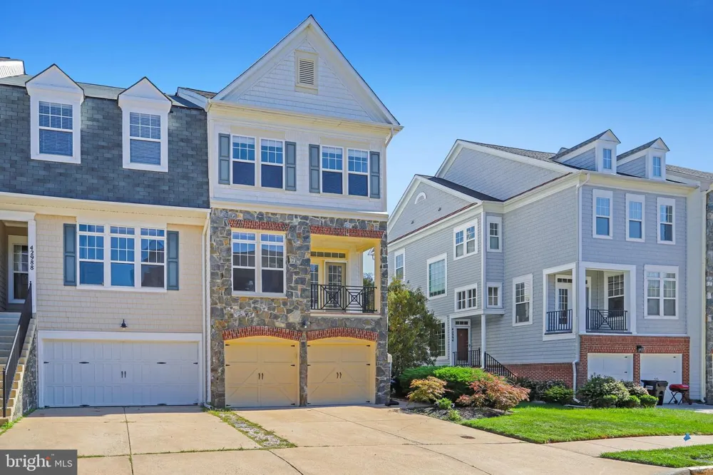 42990 MILL RACE TERRACE Leesburg, VA 20176
