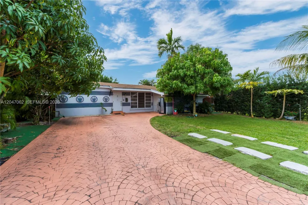 7630 Plantation Blvd Miramar, FL 33023