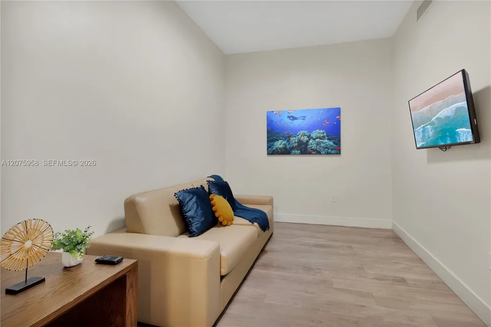 777 Ocean Dr #N227 Hollywood, FL 33019