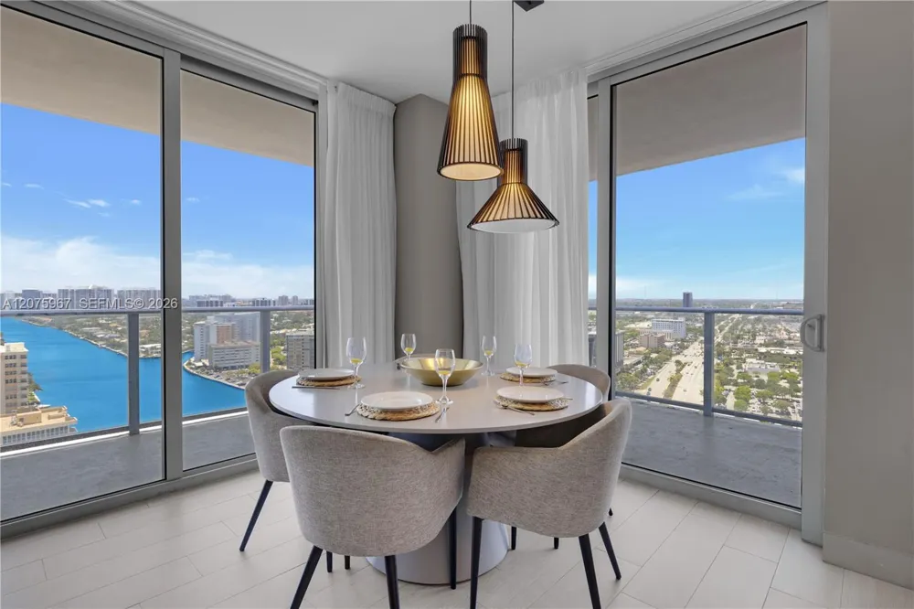 4010 S Ocean Dr #R2008 Hollywood, FL 33019