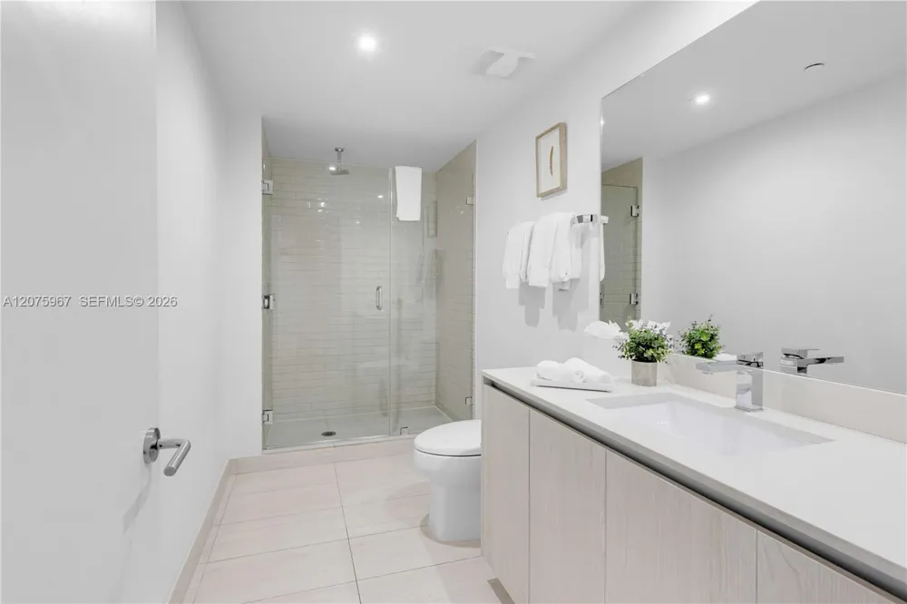 4010 S Ocean Dr #R2008 Hollywood, FL 33019
