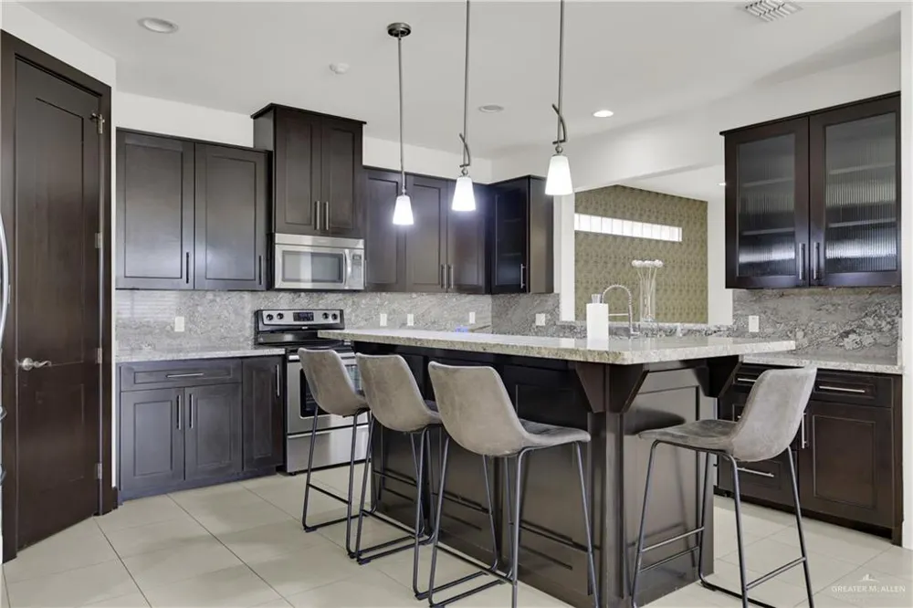 3412 S M STREET McAllen, TX 78503