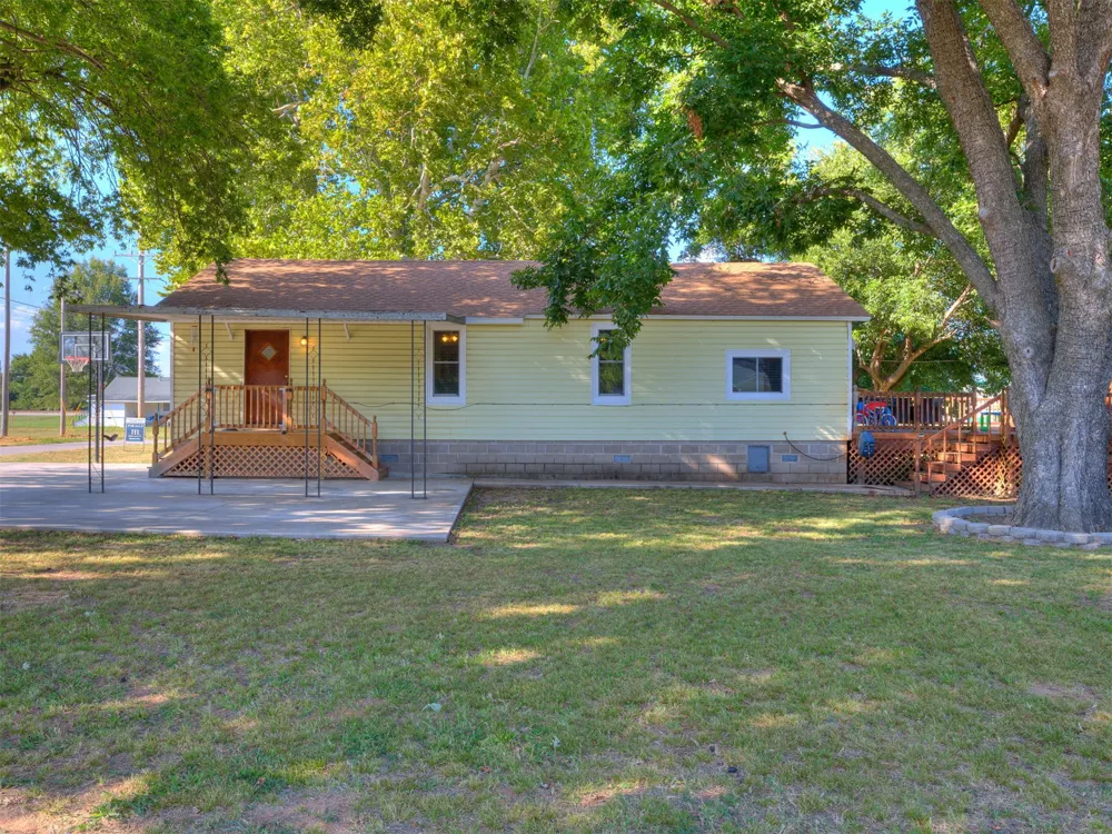 2019 S 161st WestAvenue Sand Springs, OK 74063