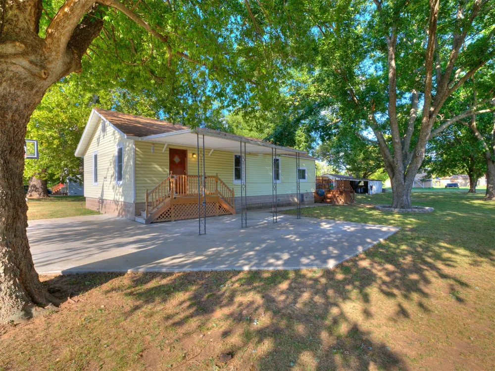 2019 S 161st WestAvenue Sand Springs, OK 74063