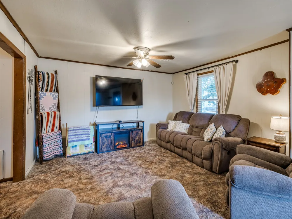 2019 S 161st WestAvenue Sand Springs, OK 74063