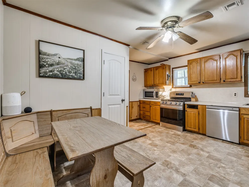 2019 S 161st WestAvenue Sand Springs, OK 74063