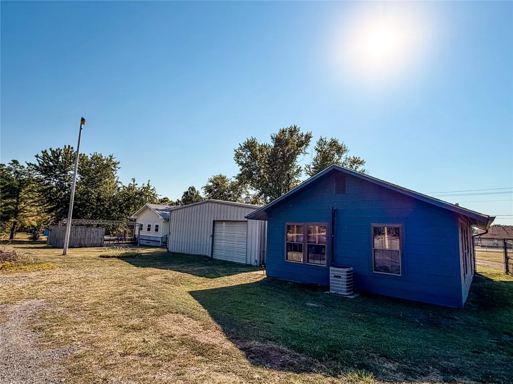 208 S Willey Street Fort Gibson, OK 74434