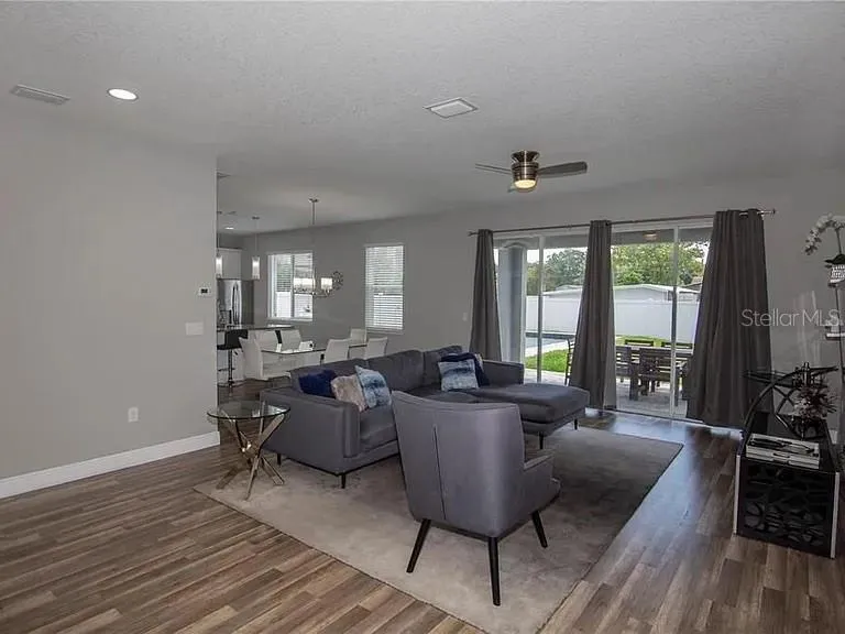 3855 S FERN CREEK AVENUE Orlando, FL 32806