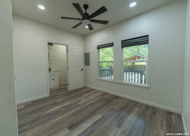 2130 CINCINNATI AVE San Antonio, TX 78228