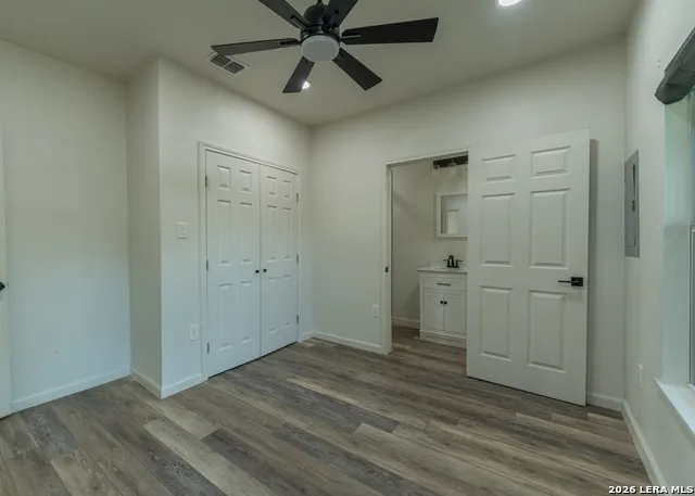 2130 CINCINNATI AVE San Antonio, TX 78228