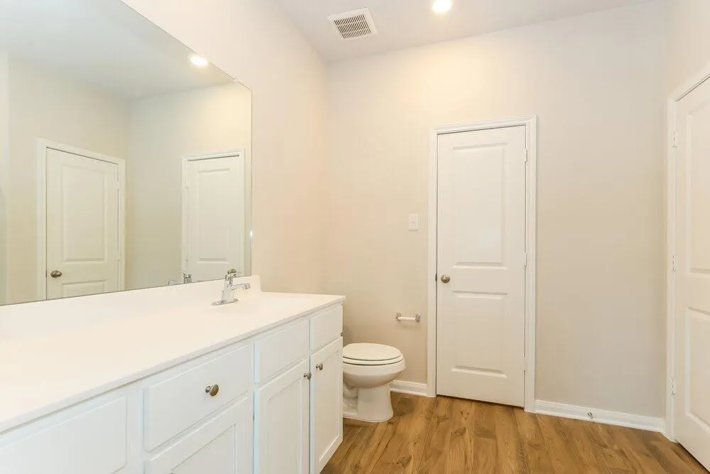 15643 Plum Brook Drive Conroe, TX 77303
