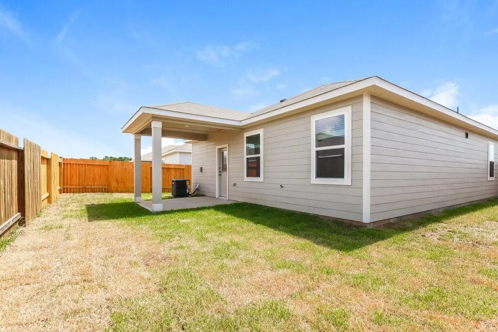 15643 Plum Brook Drive Conroe, TX 77303