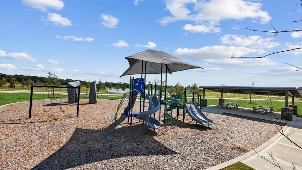 1024 Paddlefish Lane Alvin, TX 77511