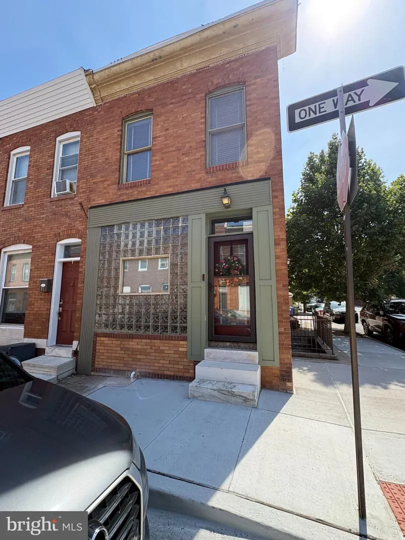 43 S DECKER AVENUE S Baltimore, MD 21224