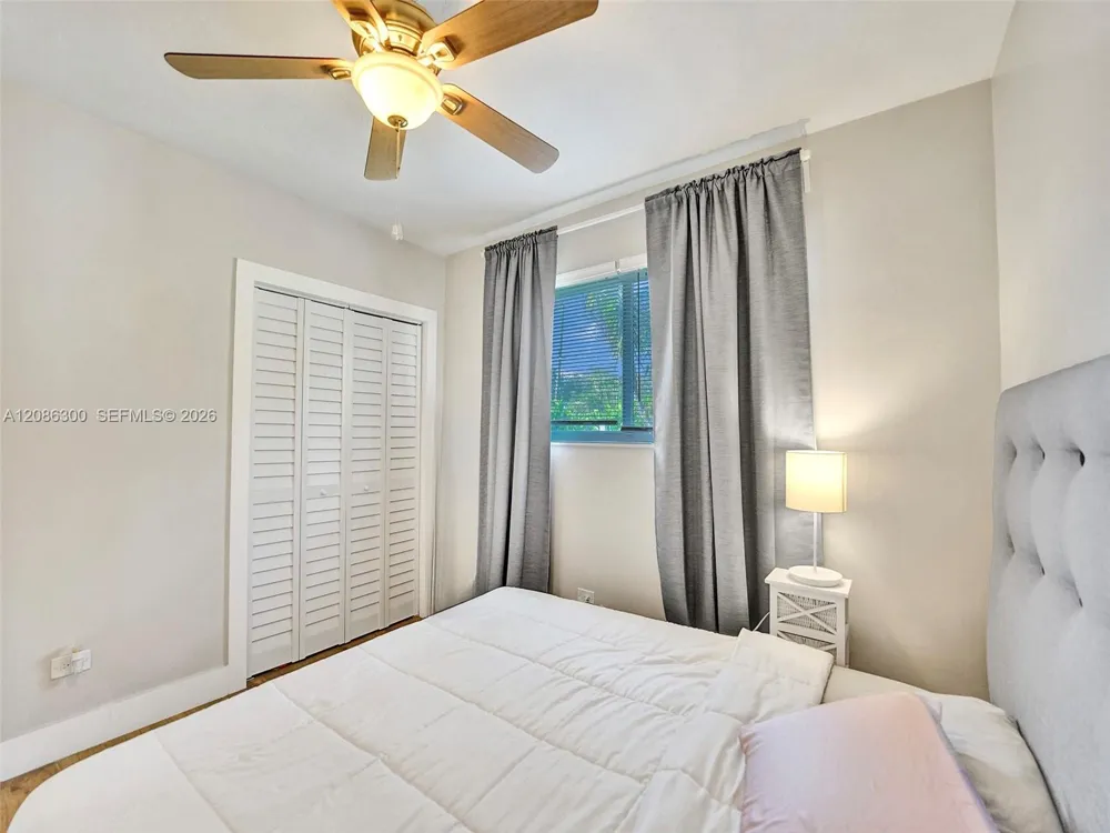 12015 NE 7th Ave Biscayne Park, FL 33161
