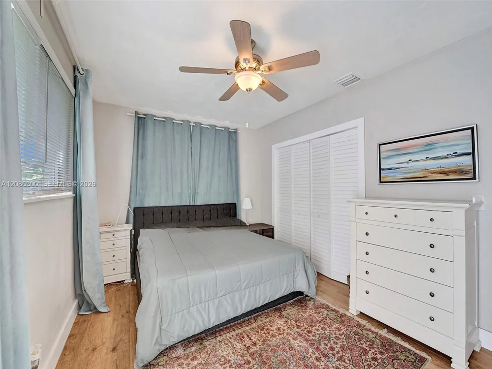 12015 NE 7th Ave Biscayne Park, FL 33161