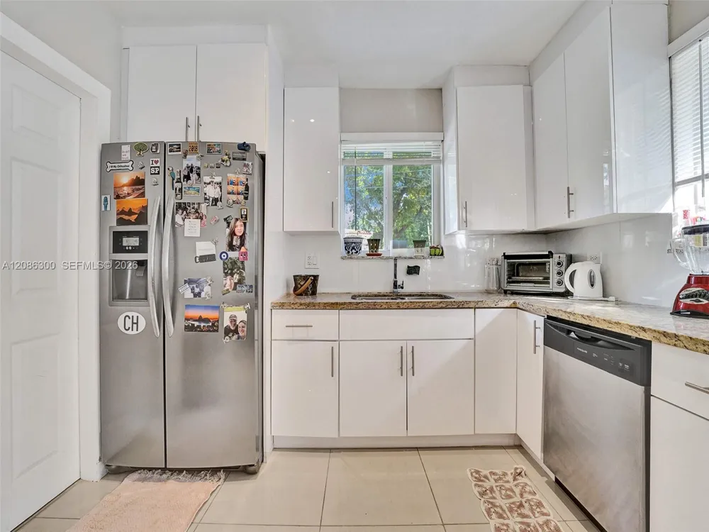 12015 NE 7th Ave Biscayne Park, FL 33161