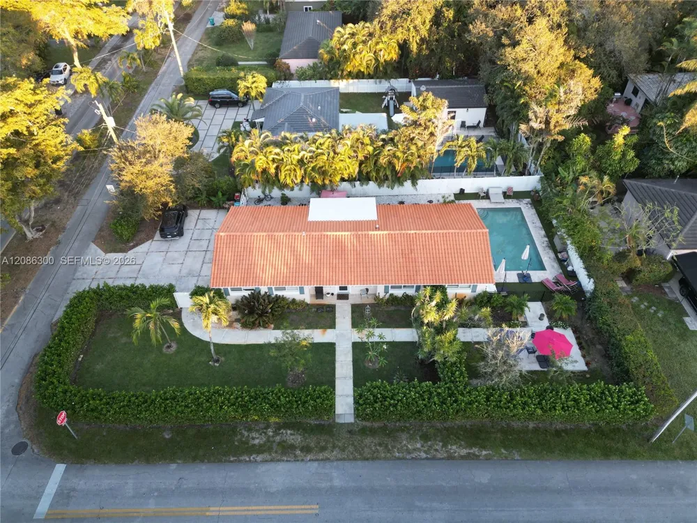 12015 NE 7th Ave Biscayne Park, FL 33161