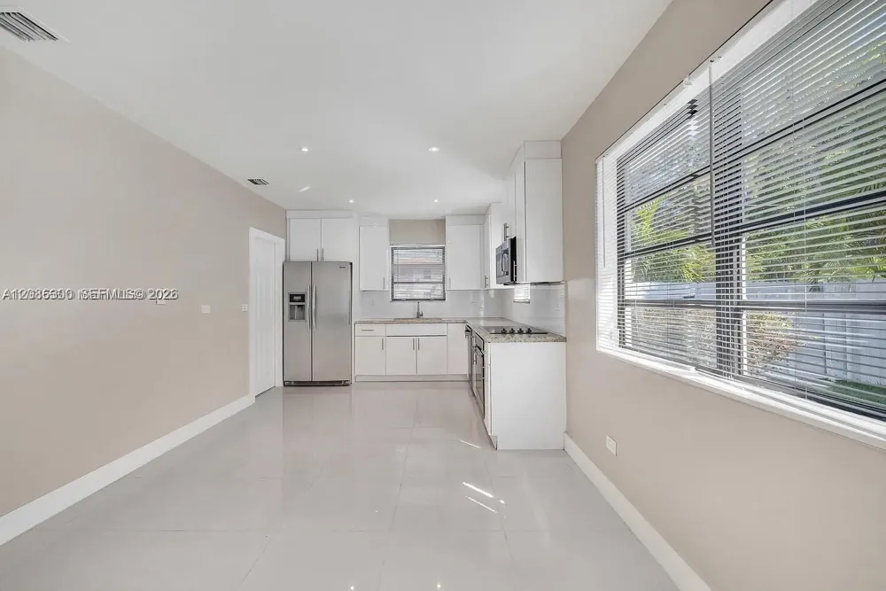 12015 NE 7th Ave Biscayne Park, FL 33161