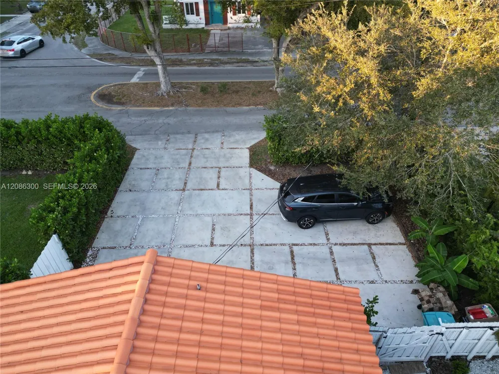 12015 NE 7th Ave Biscayne Park, FL 33161