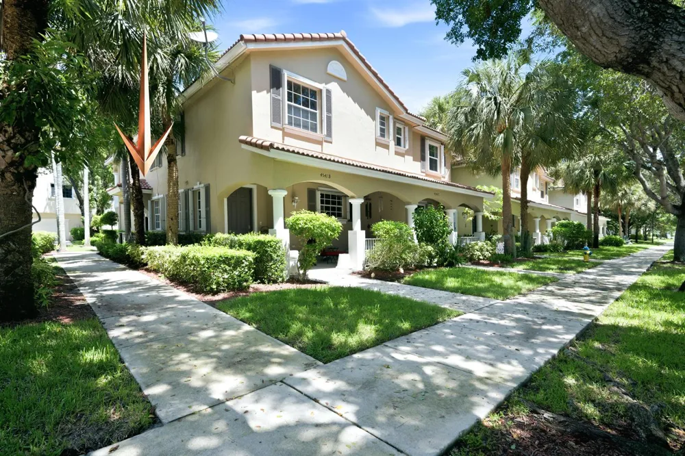 4541 HIGHGATE DRIVE #A Delray Beach, FL 33445