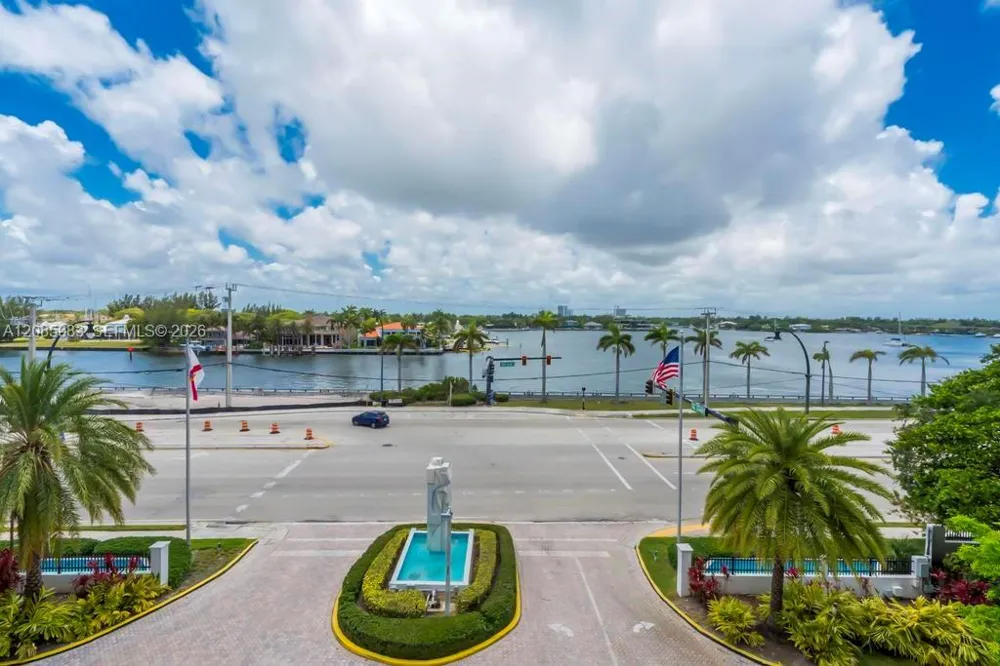 1201 S Ocean Dr #2003N Hollywood, FL 33019