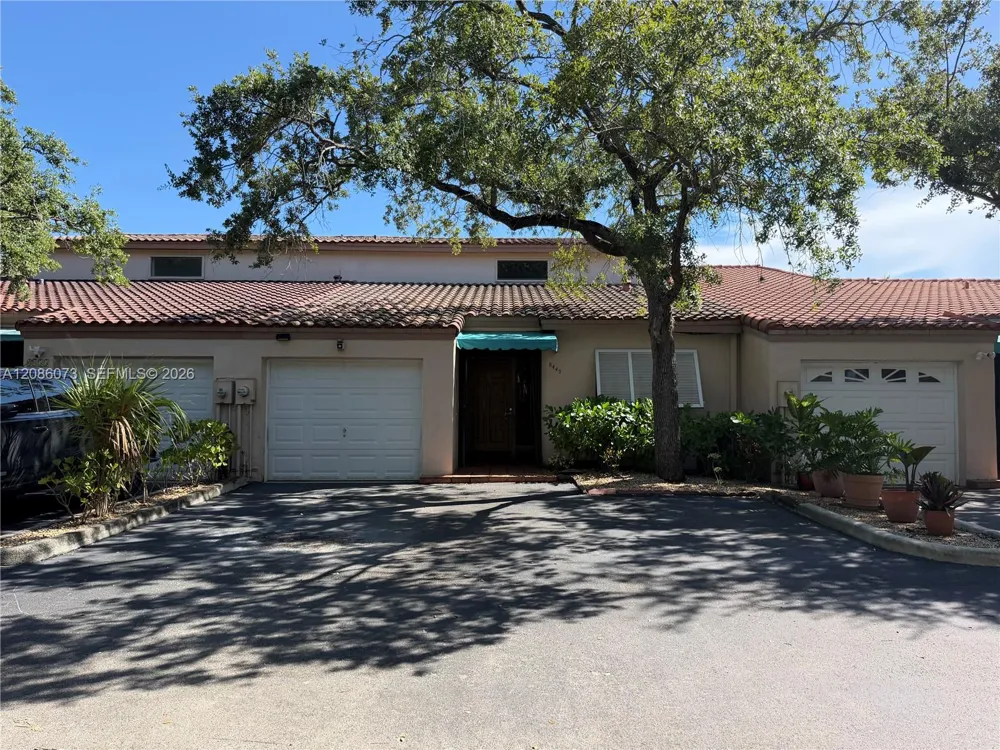 8449 Ardoch Rd #8449 Miami Lakes, FL 33016