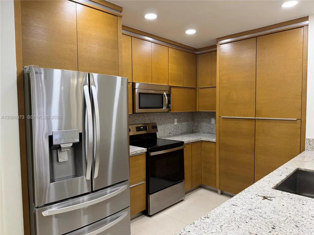 8449 Ardoch Rd #8449 Miami Lakes, FL 33016