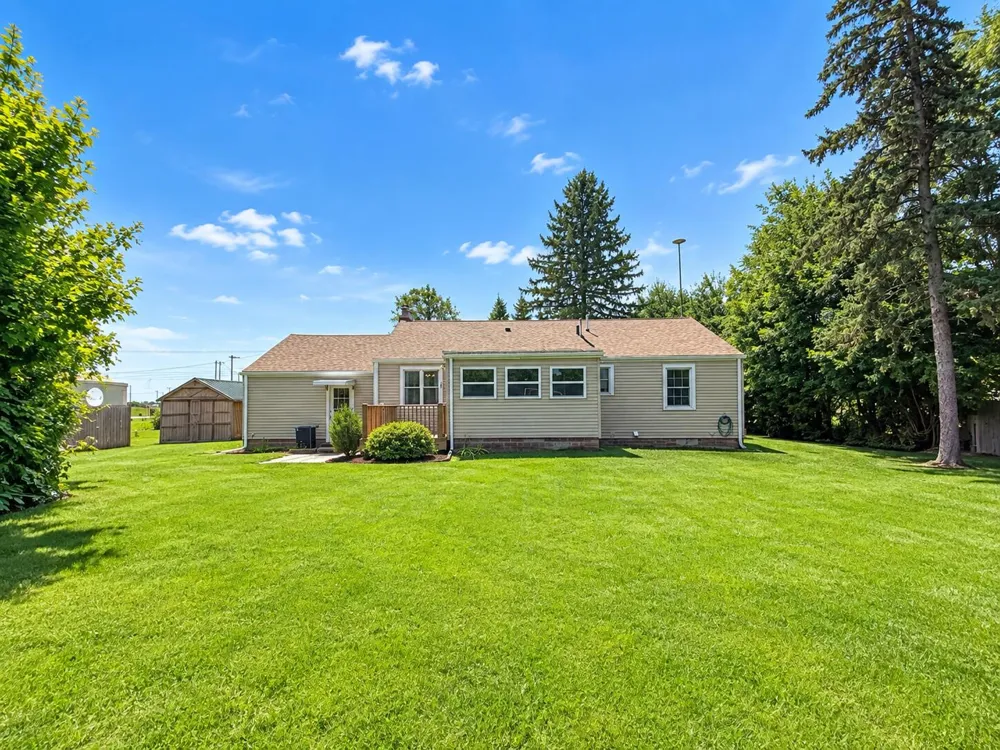 14751 Michigan Avenue Marshall Township, MI 49068
