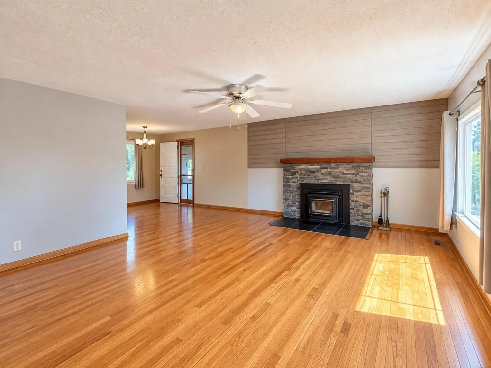 14751 Michigan Avenue Marshall Township, MI 49068