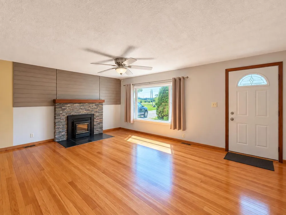 14751 Michigan Avenue Marshall Township, MI 49068
