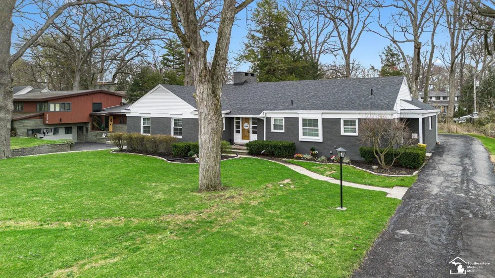 330 Cole Road Monroe City, MI 48162